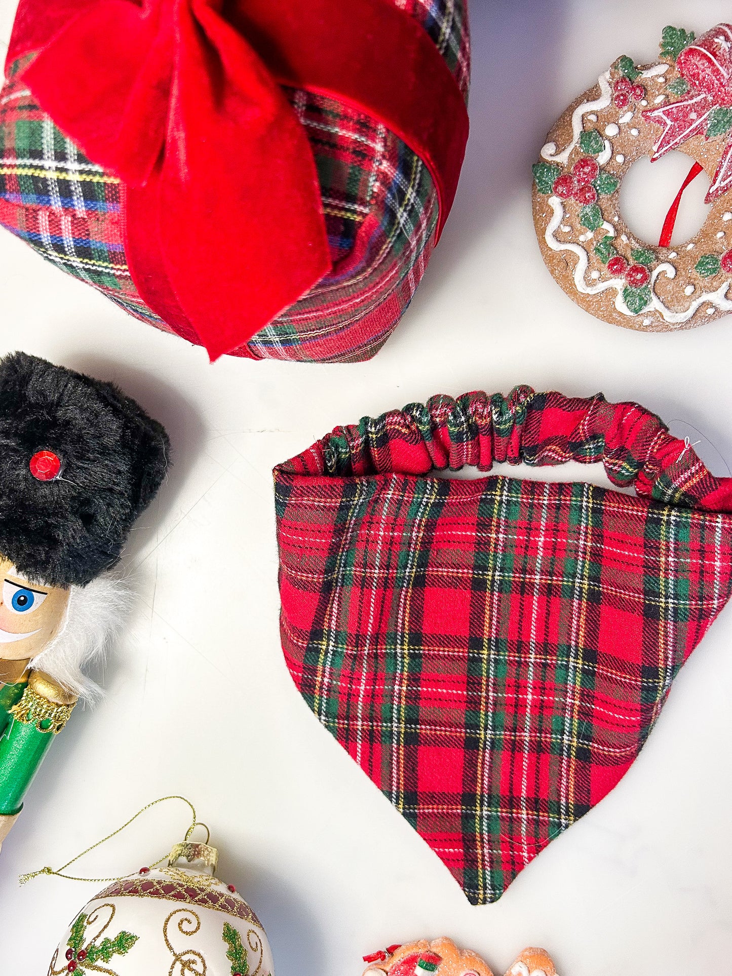 BANDANA | CLASSIC DEEP RED TARTAN